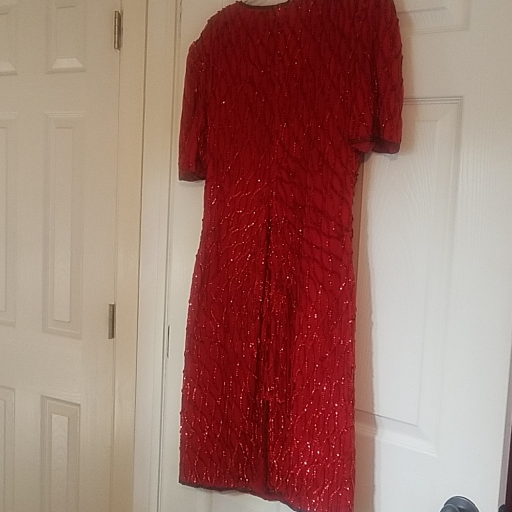 Dress - Picture 3 of 5